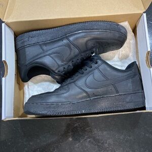 Black Nike Air Force 1